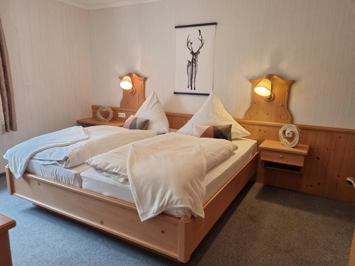 Landhotel Hof Barrl Schneverdingen Habitación foto